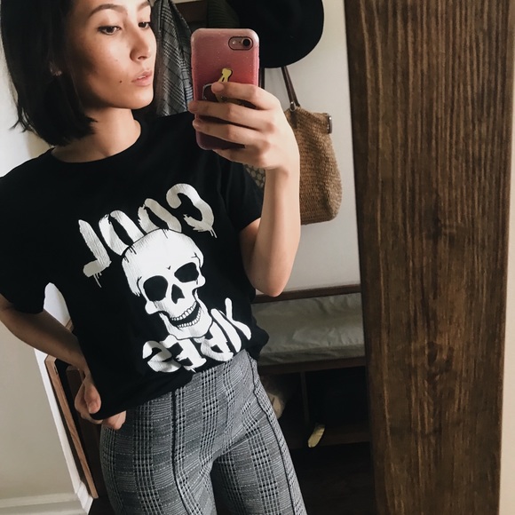 Meet your Posher, Erica - Picture 1 of 1